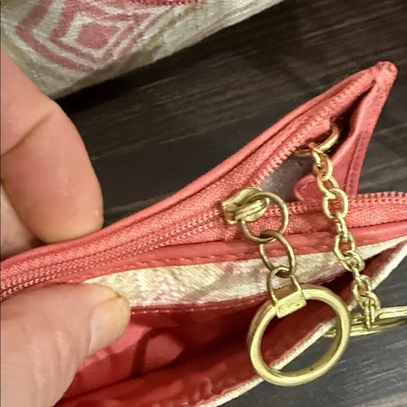 Coach set of 3 Coral and Cream shoulder bag wrestles , and card holder - Picture 10 of 17
